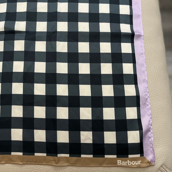 Barbour Women’s Square Scarf - Picture 2 of 6